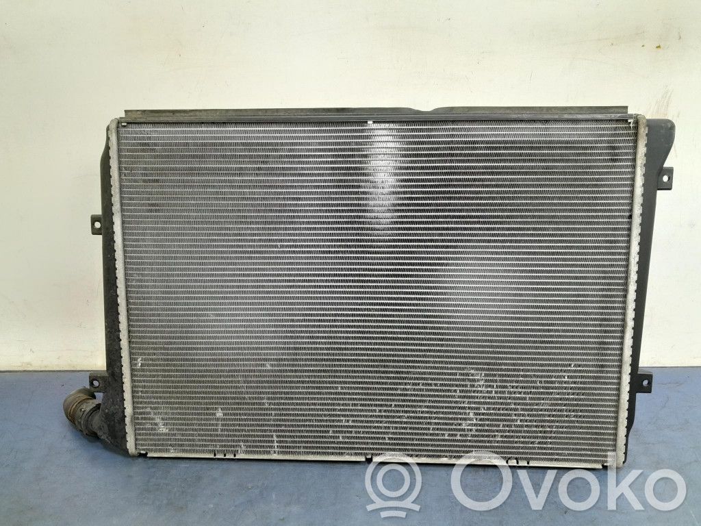 Volkswagen PASSAT B6 Wasserkühler 