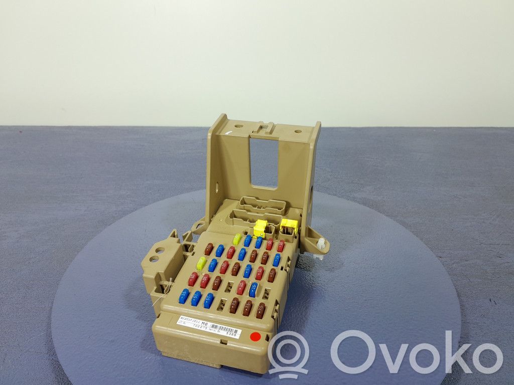Subaru XV I Juego de caja de fusibles 