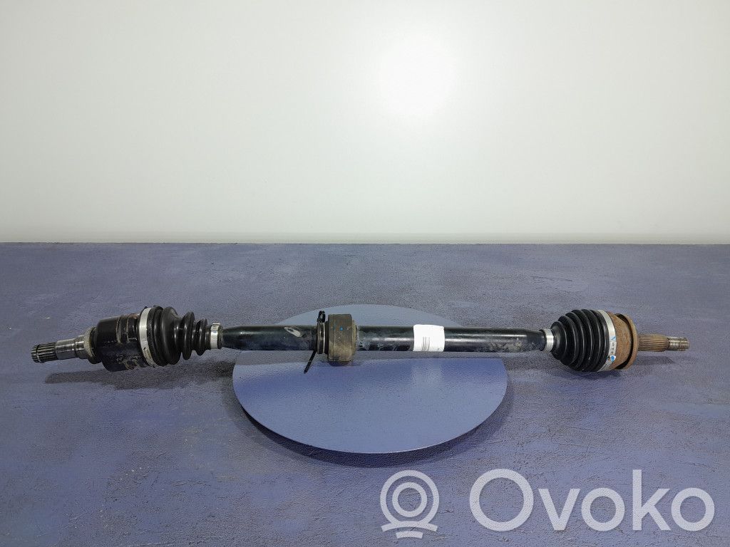 Toyota Corolla E160 E170 Etuvetoakseli 