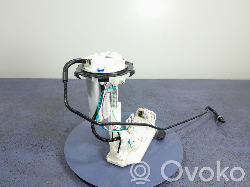 Lexus UX Bomba interna de combustible 