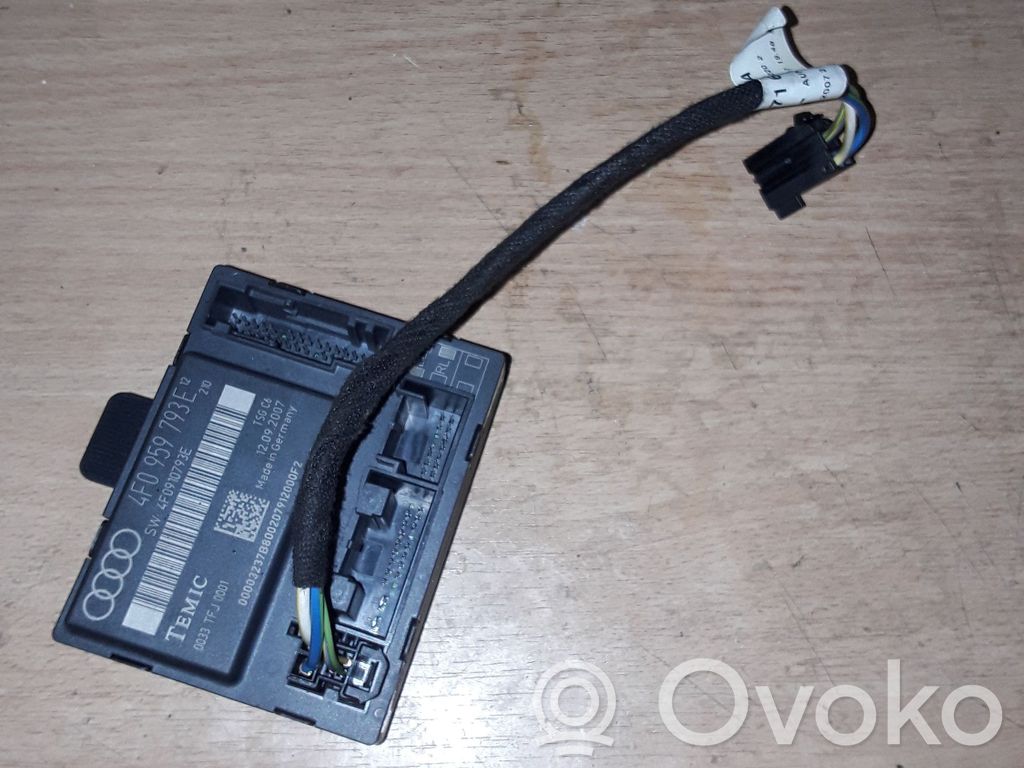 Door control unit/module   4F0959793E