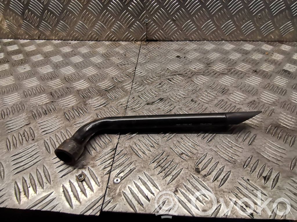 Volvo S40 Llave de tuercas de rueda 