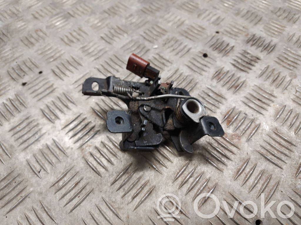 Audi A6 S6 C5 4B Serrure de capot 