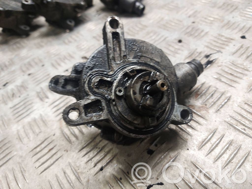 Vacuum pump   08699237,30677904,30731825,31219463,8658230