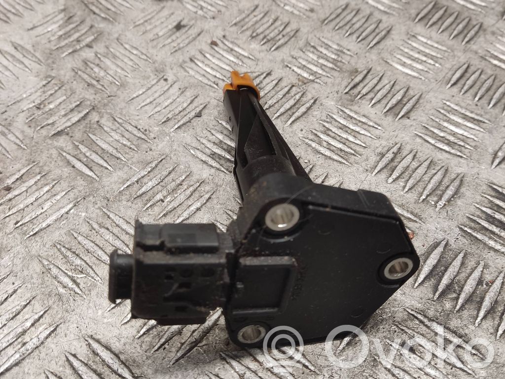 BMW 2 F22 F23 Czujnik poziomu oleju 
