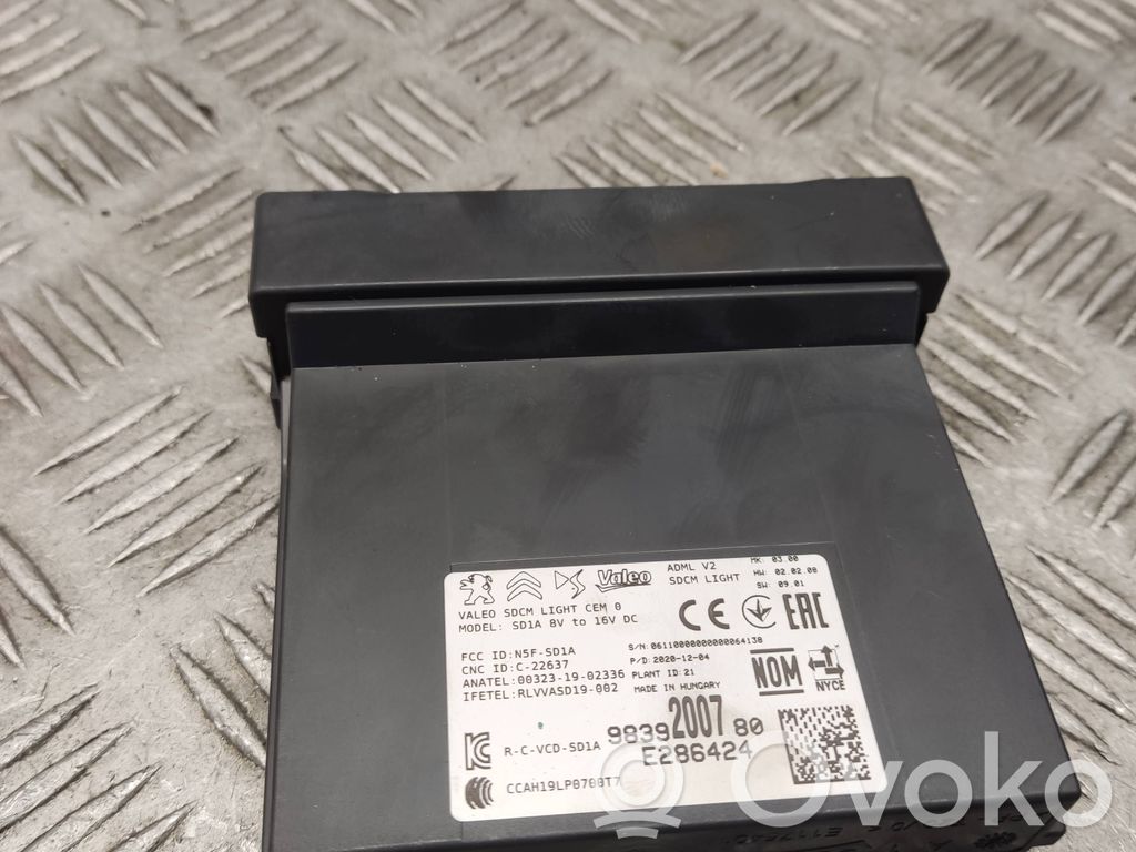 Opel Corsa F Módulo de luz LCM 