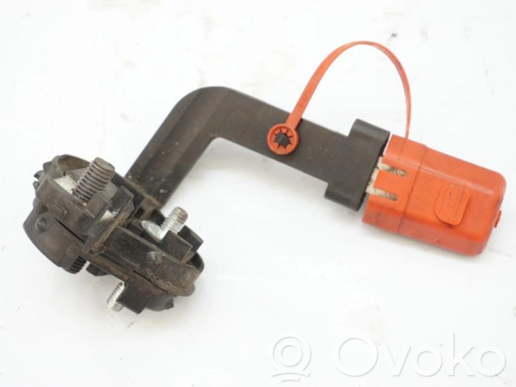Câble de batterie positif   6925713,6925713,6925713