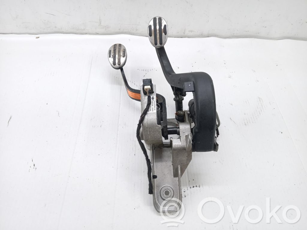 Pedal de freno   6770612,6770612,6770612