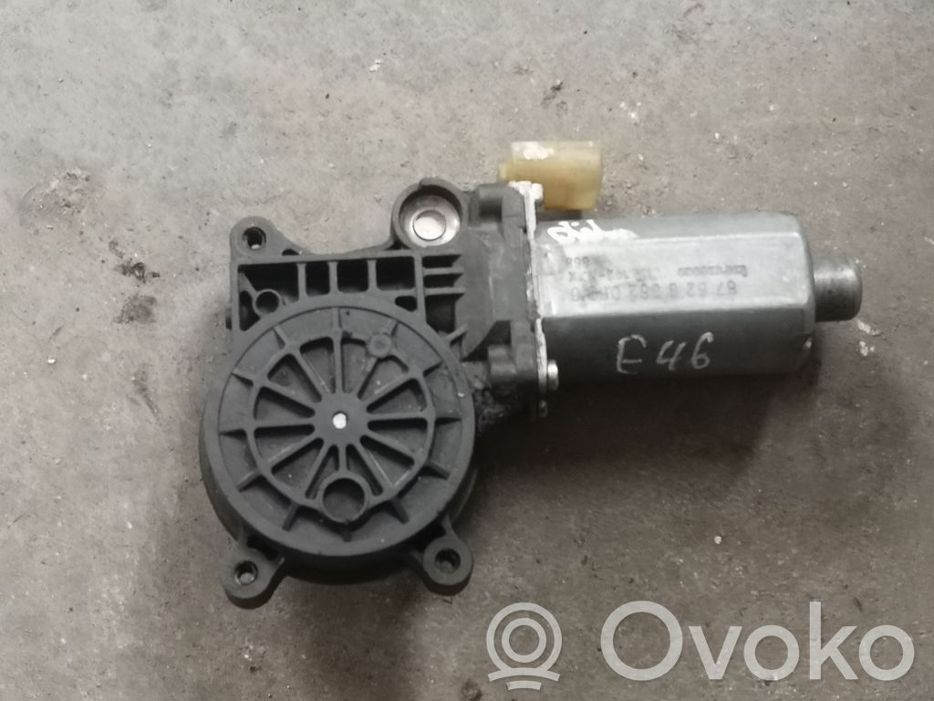 BMW 3 E46 Front door window regulator motor 