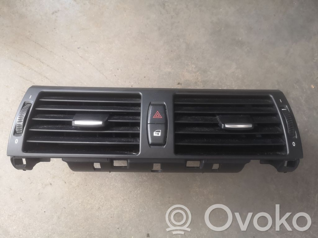Grilă ventilație centrală   7161801