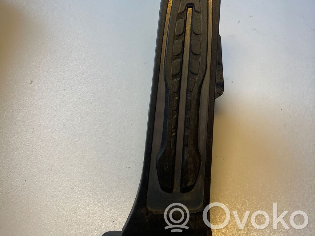 BMW 5 G30 G31 G38 Pedał gazu / przyspieszenia 
