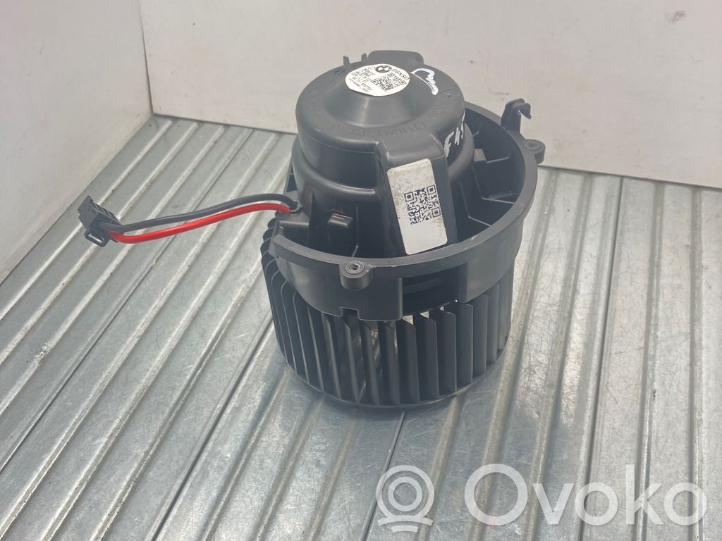 BMW 2 F45 Wentylator nawiewu / Dmuchawa 