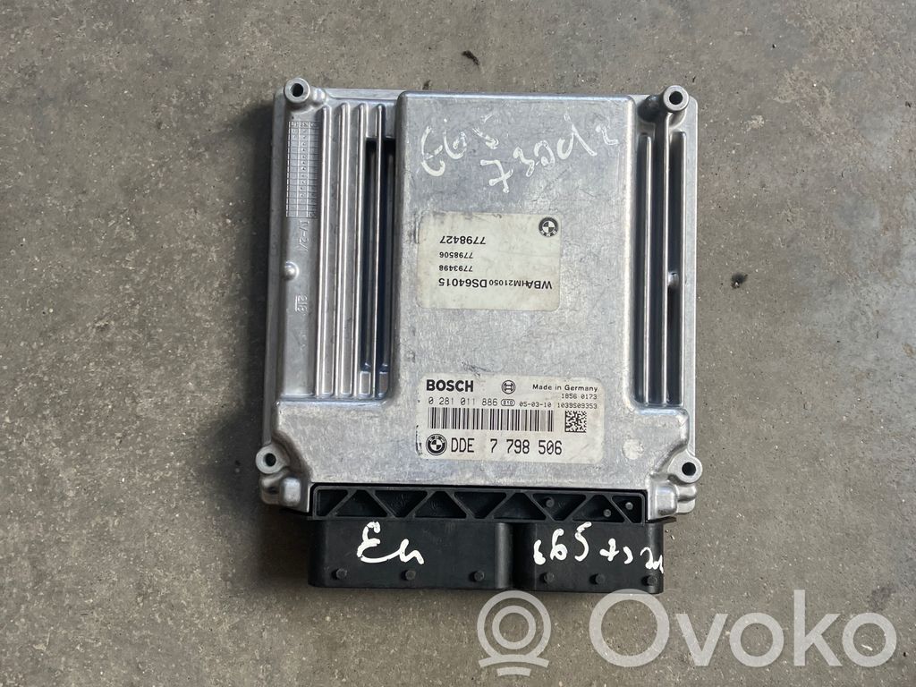 BMW 7 E65 E66 Variklio valdymo blokas 