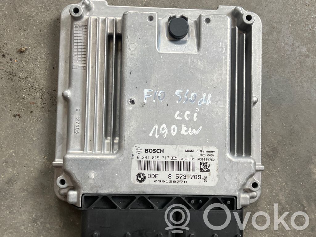 BMW 5 F10 F11 Engine control unit/module 