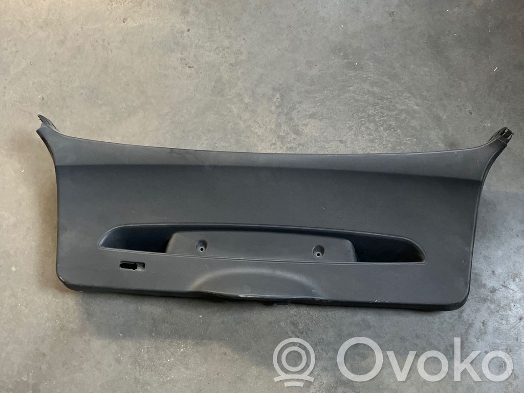 BMW 1 E81 E87 Tailgate/boot lid cover trim 
