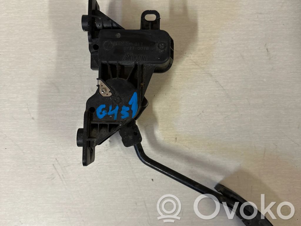 Mitsubishi Pajero Accelerator throttle pedal 
