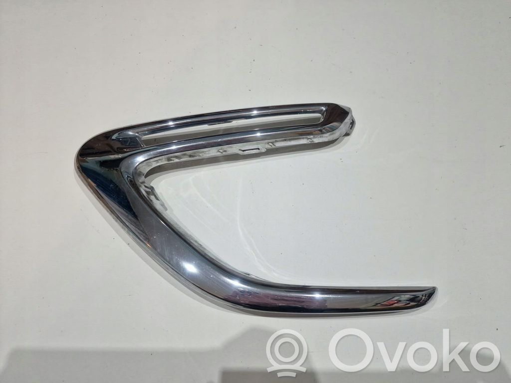 Peugeot 108 Grilă/ornament proiector ceață față 