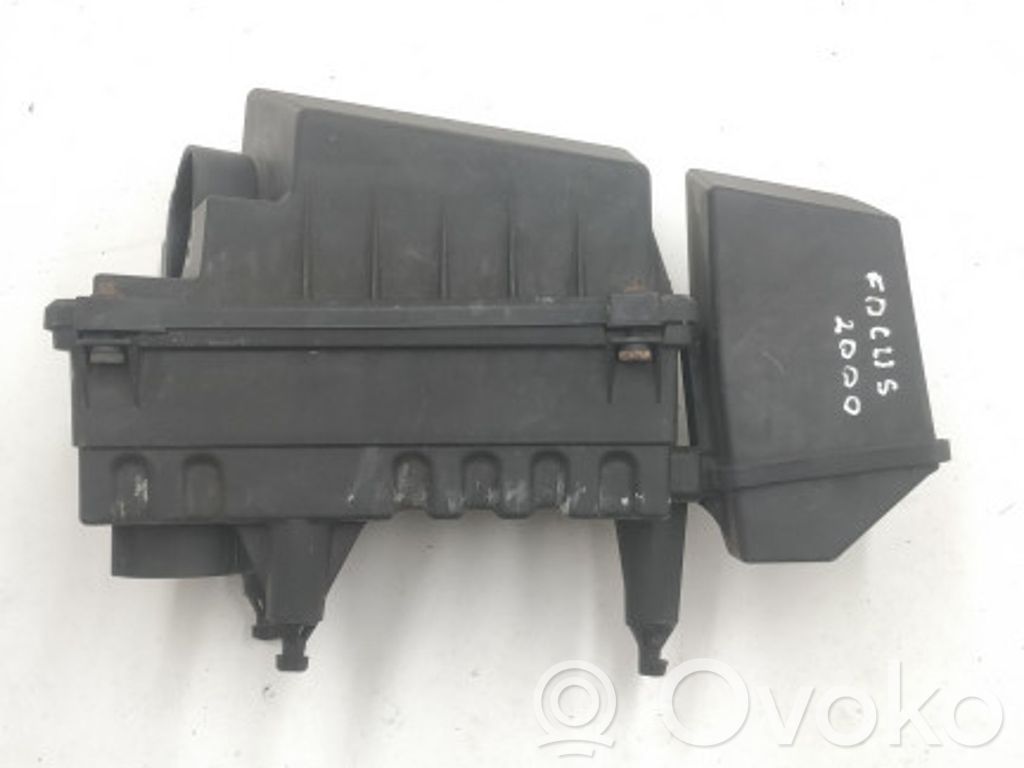 Ford Focus Air filter box 