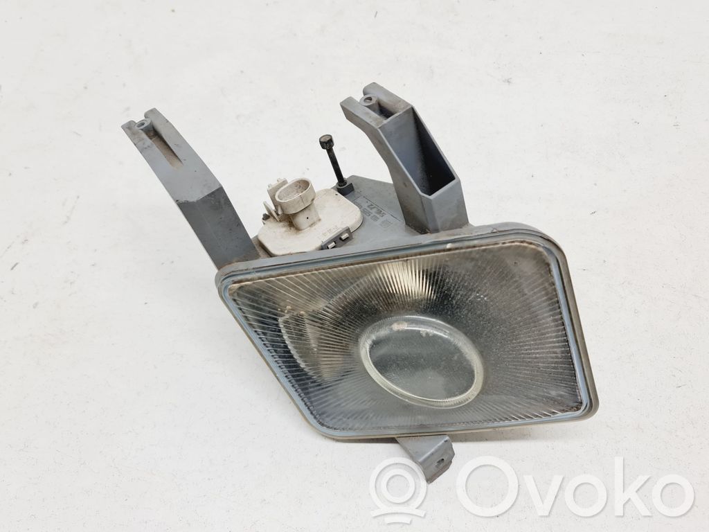 Opel Vectra B Miglas lukturis priekšā 