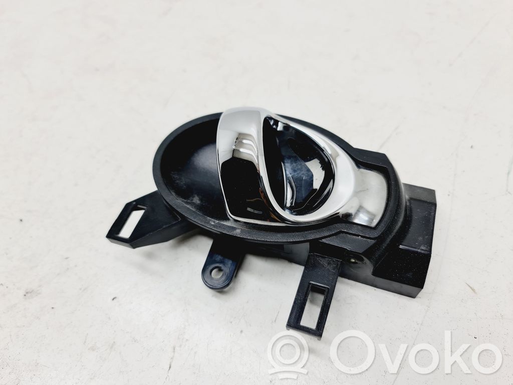 Nissan Note (E12) Rear door interior handle 
