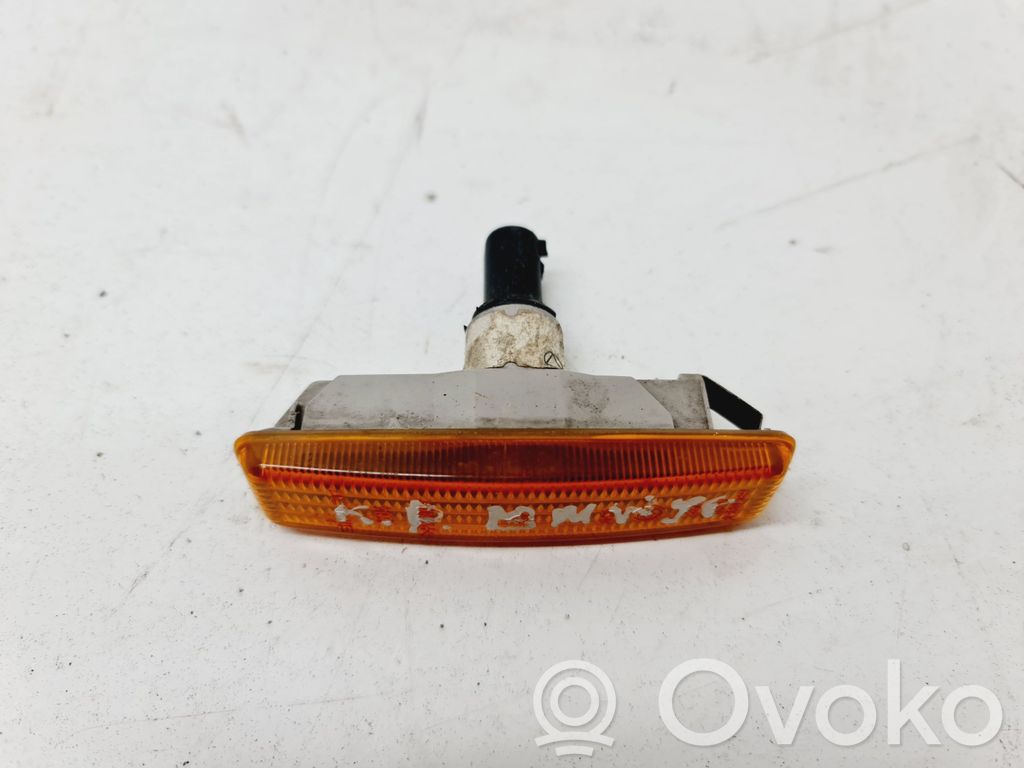 BMW 5 E39 Front fender indicator light 