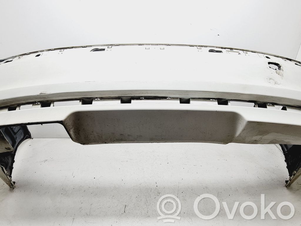 BMW 7 E65 E66 Бампер 