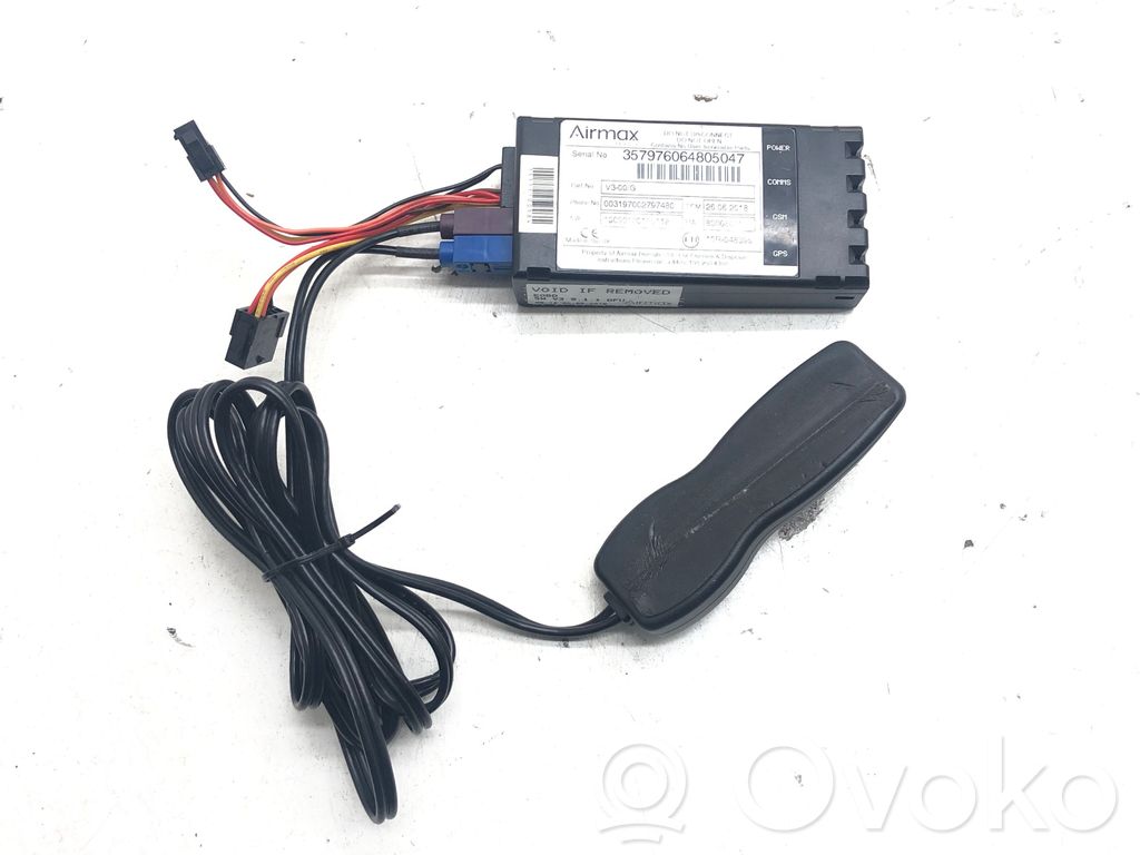 GPS navigation control unit/module   10R048396,10090100100118