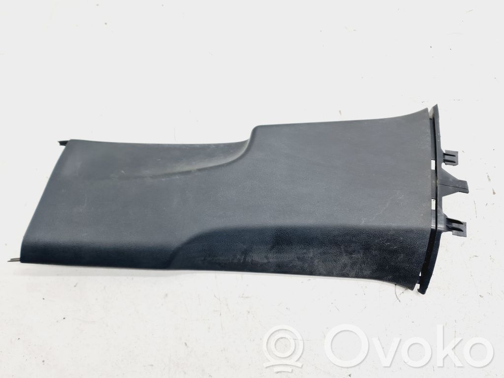 Volkswagen PASSAT B6 Osłona dolna słupka / B 