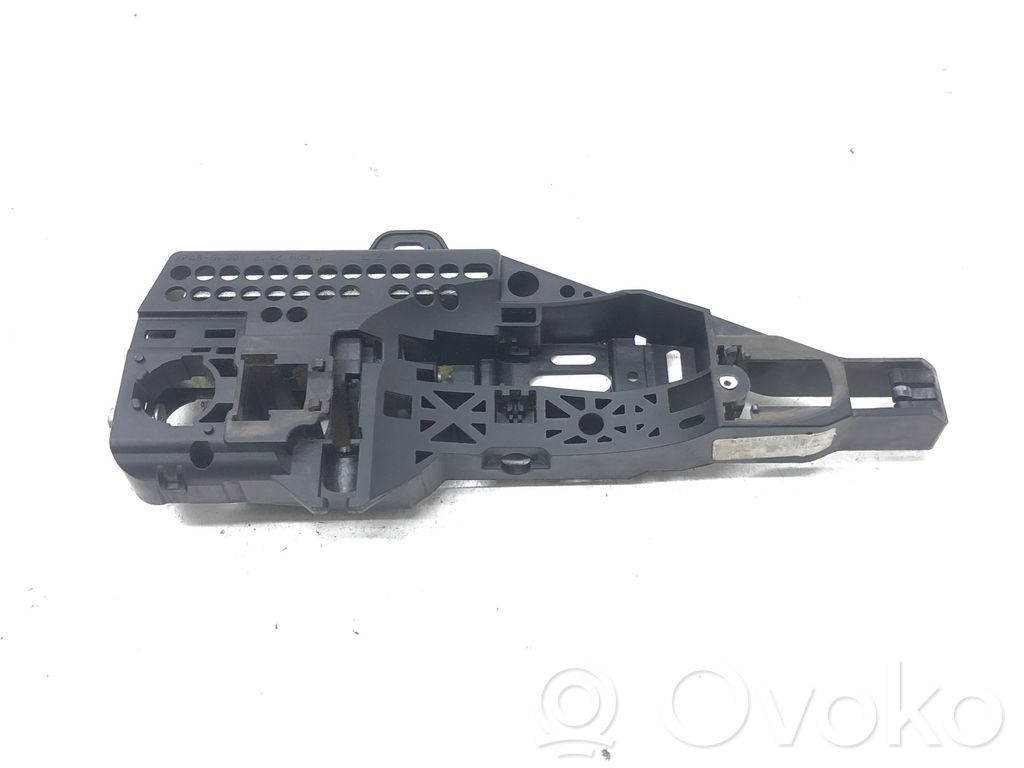 Renault Clio IV Manecilla/asa externa de la puerta delantera 