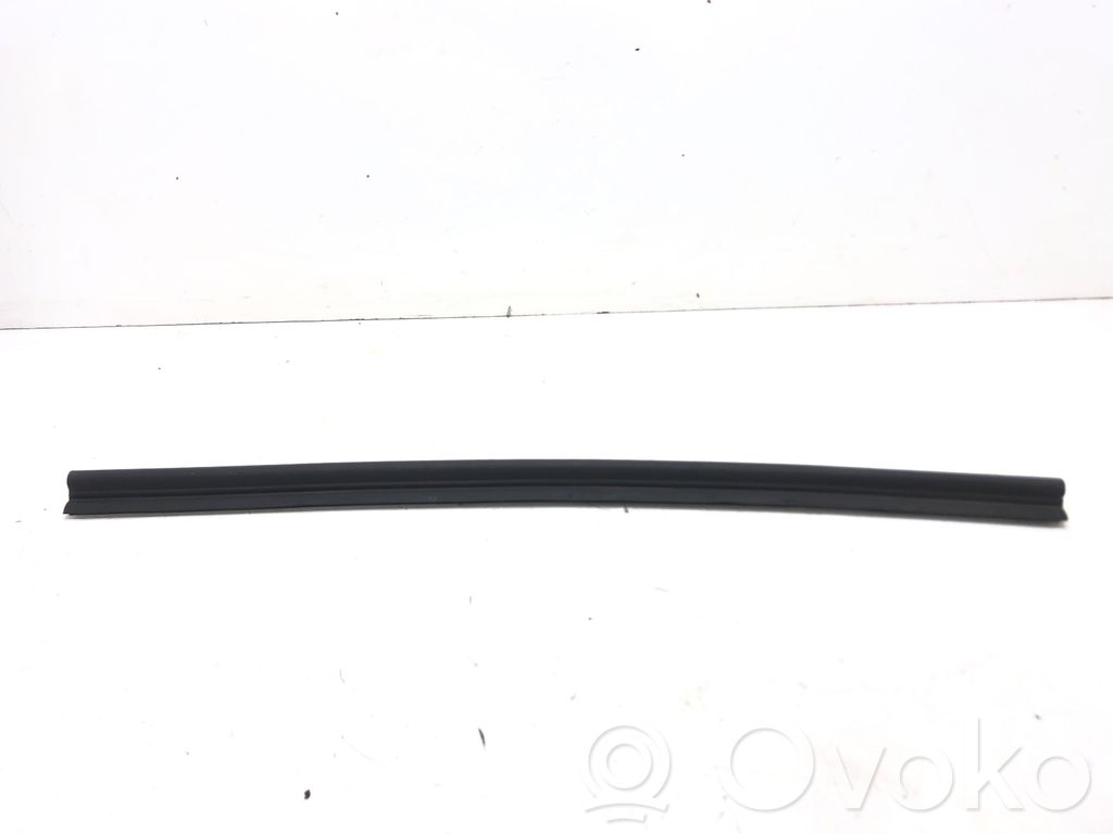 Audi A5 8T 8F Engine compartment rubber 