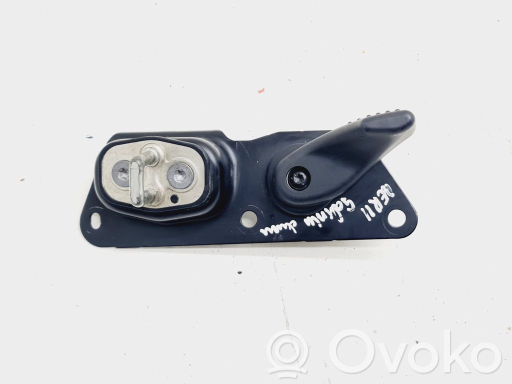 Loading door interior handle   9818171480