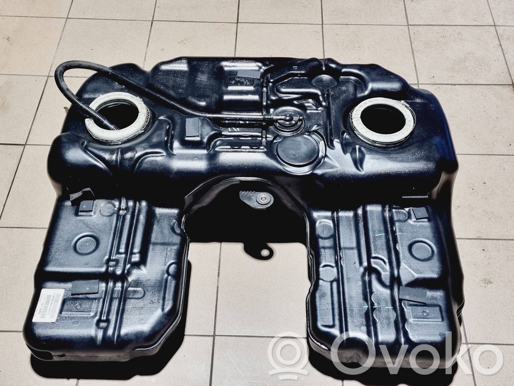 BMW X5 E70 Fuel tank 