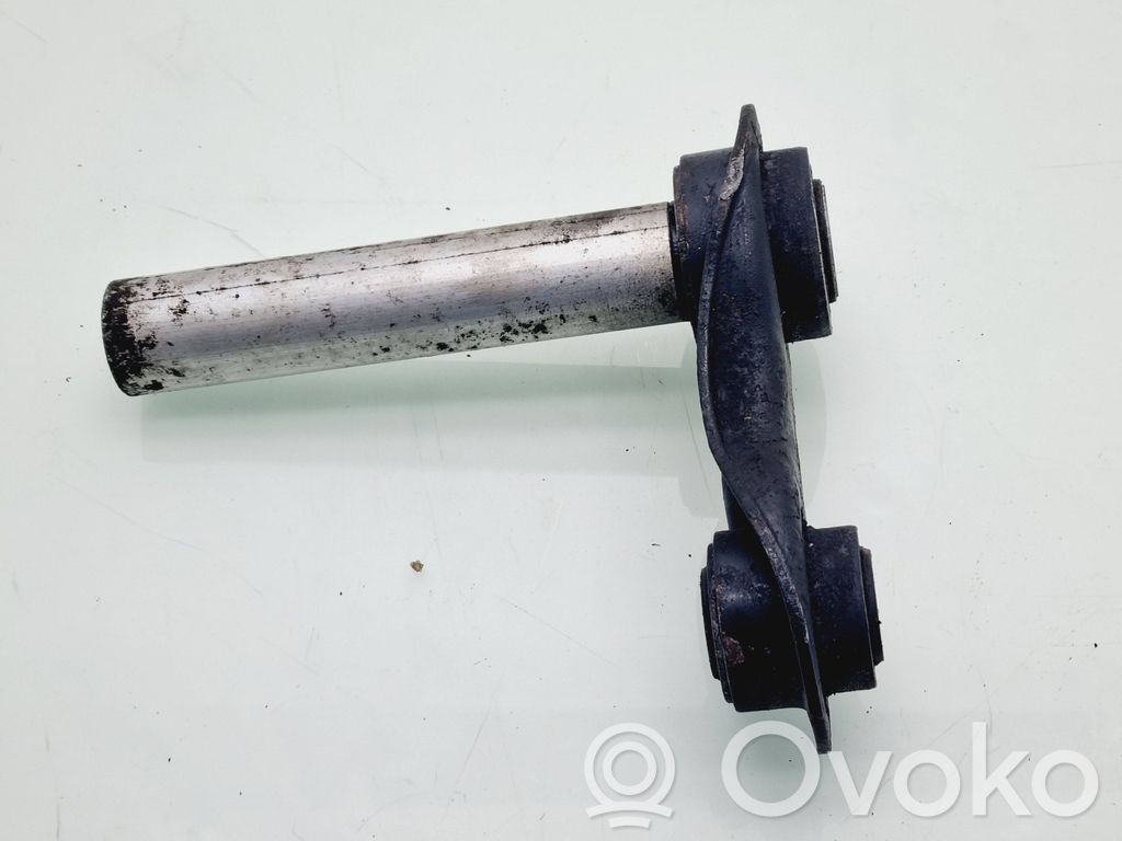 BMW X5 E70 Cits aizmugures šasijas elements 