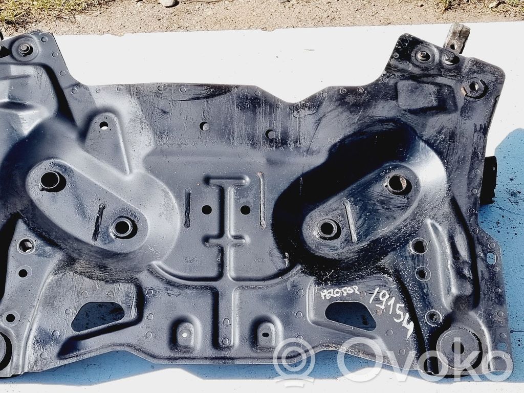 Peugeot 508 Front subframe 