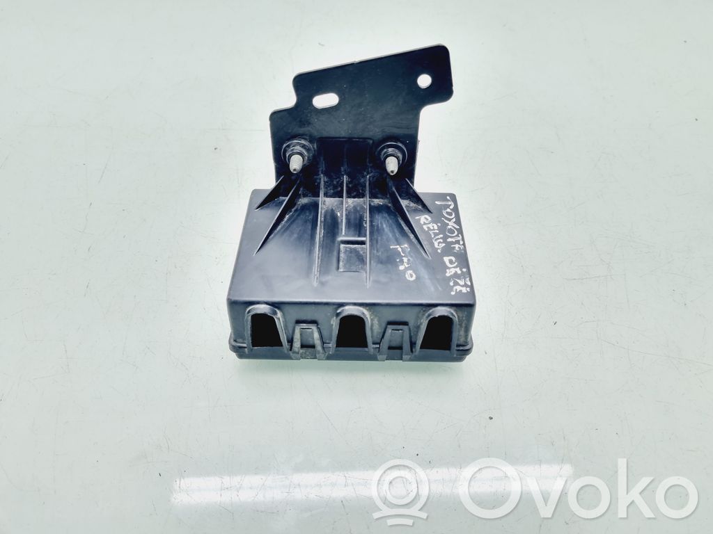 Toyota Proace Bloque de montaje de relé 