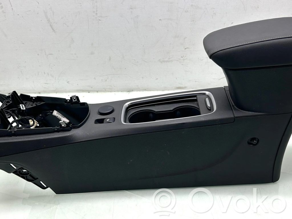 Opel Astra K Center console 
