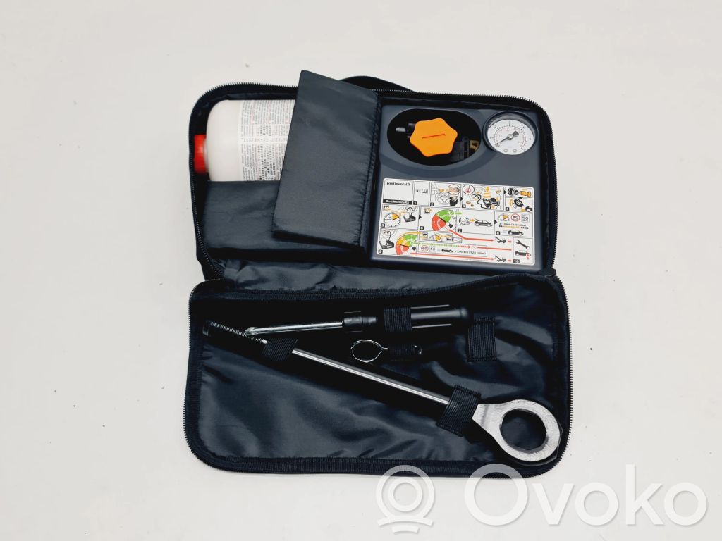 Tool set   09130CV000
