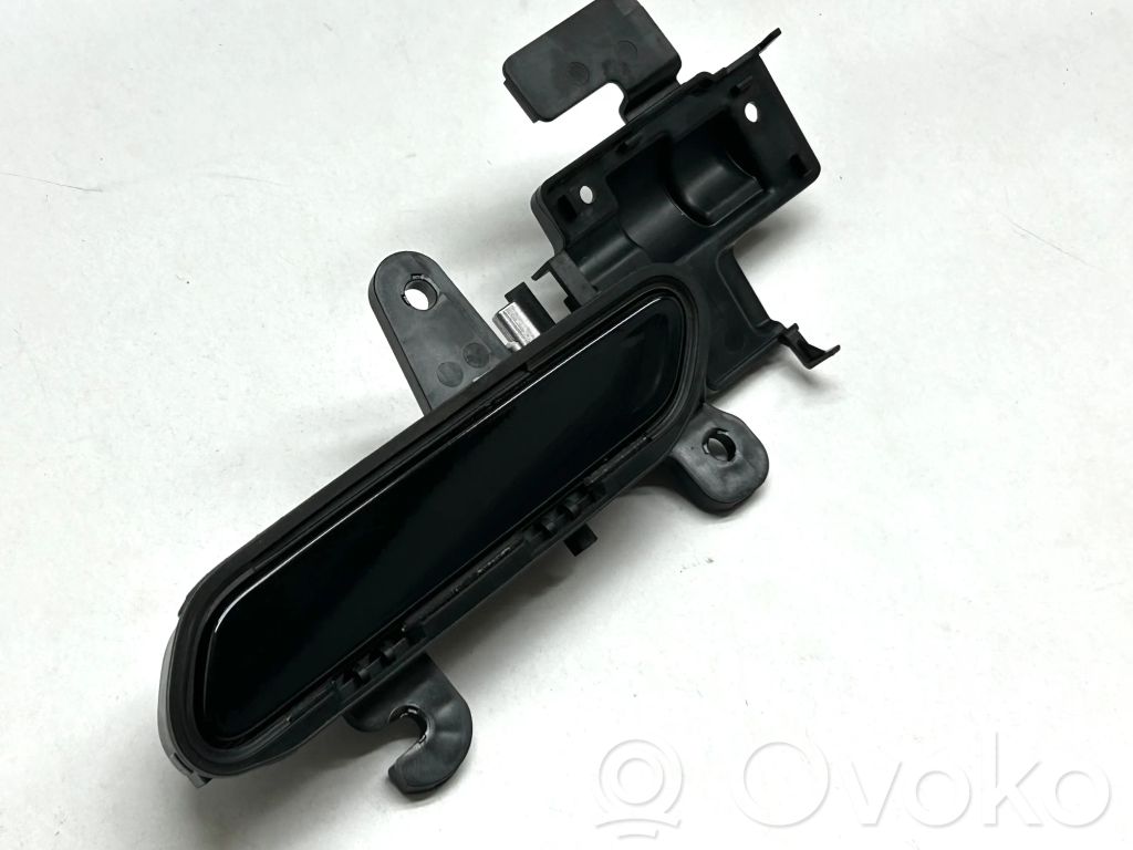 Manecilla externa puerta trasera   83650CV000,83650CV000DU3,83650CV020DU3,83650CV000,83650CV000B4U,83650CV020B4U