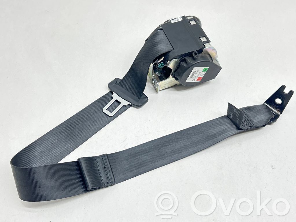 Volvo XC40 Cinturón trasero 