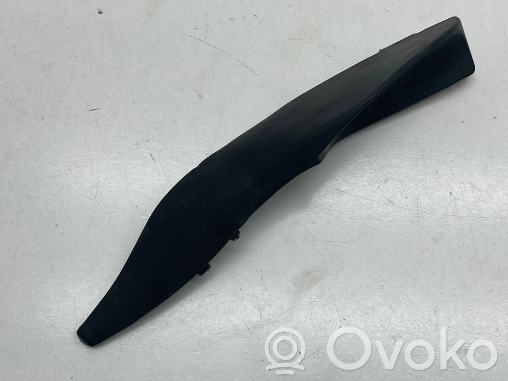 Volvo V70 Windshield trim 