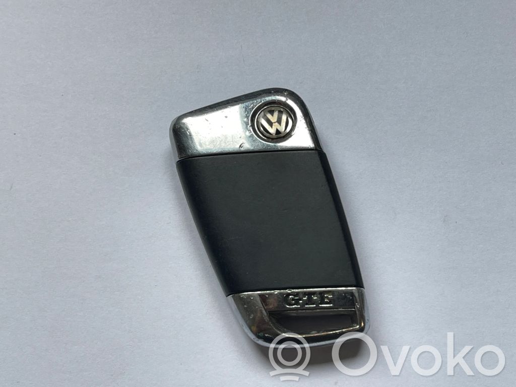 Volkswagen PASSAT B8 Tarjeta/llave de arranque 