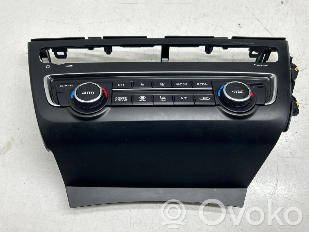 KIA Optima Climate control unit 