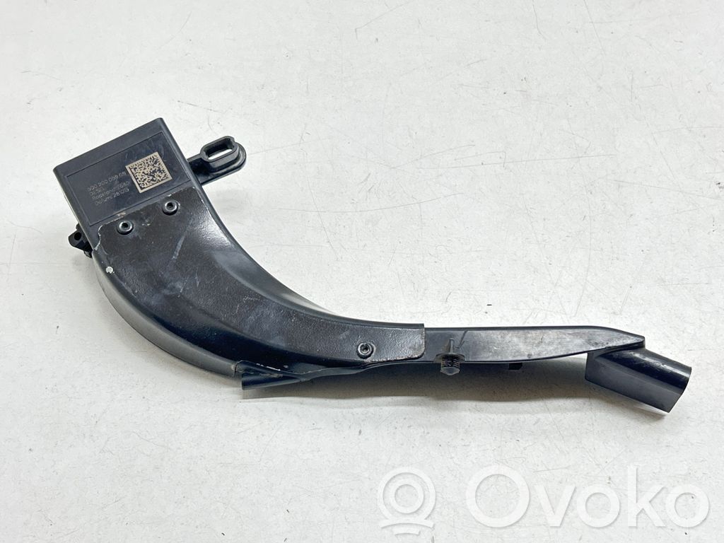 Skoda Octavia Mk3 (5E) Other engine bay part 