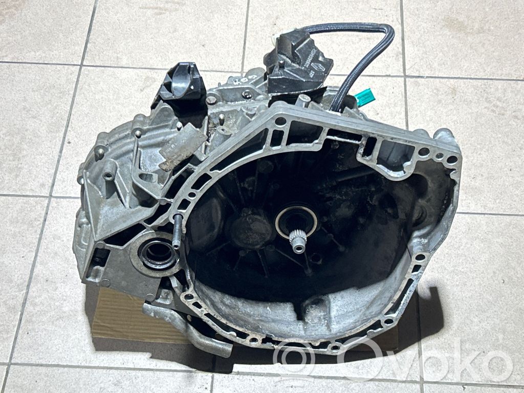 Renault Megane III Manualna 6-biegowa skrzynia biegów 