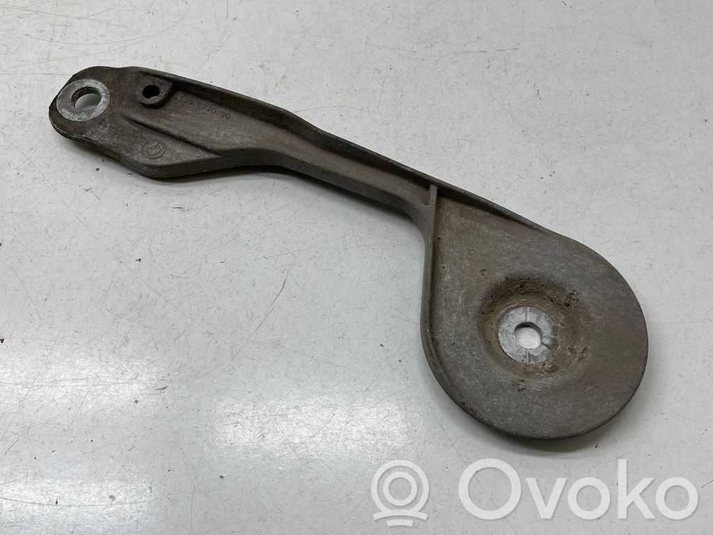 BMW X5 E70 Cits aizmugures šasijas elements 