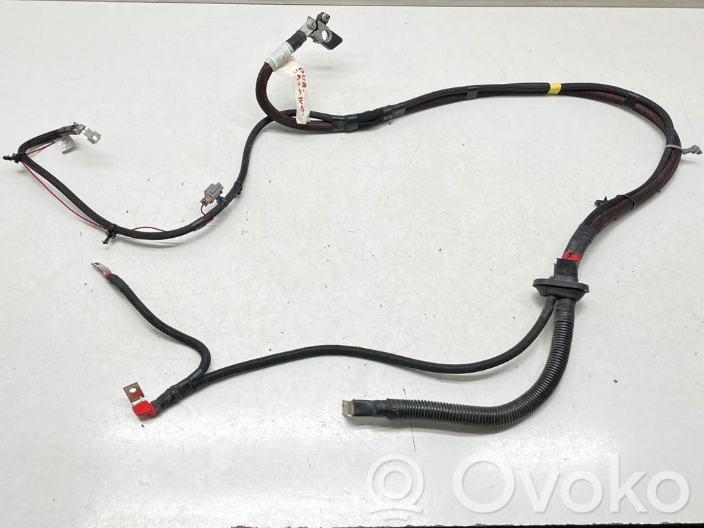 Dodge Durango III Cable positivo (batería) 