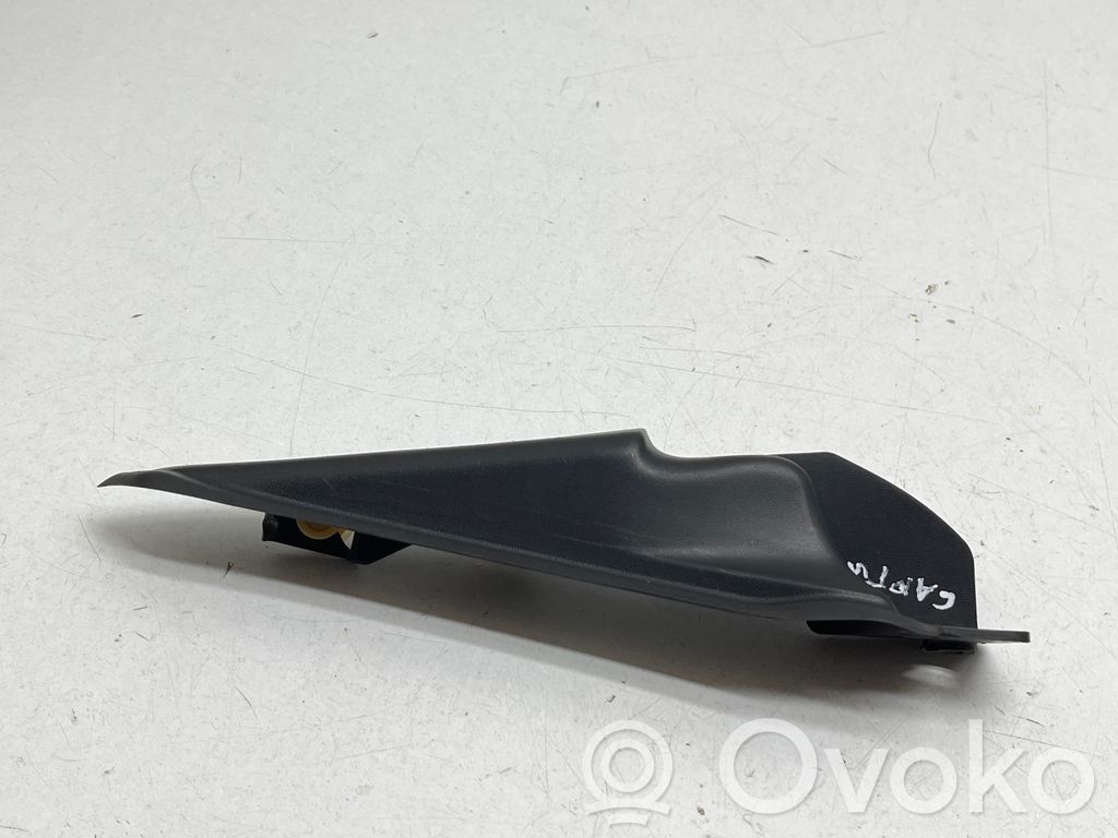 Renault Captur Windshield trim 