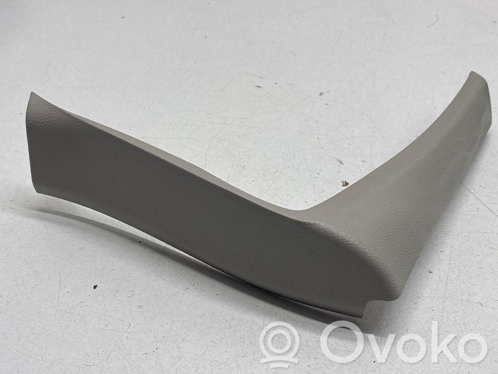 Chrysler Pacifica (A) pillar trim 