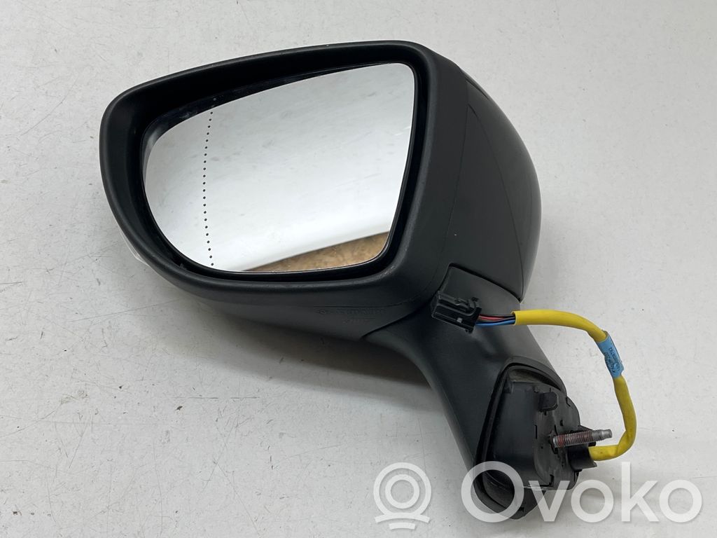 Renault Captur Front door electric wing mirror 