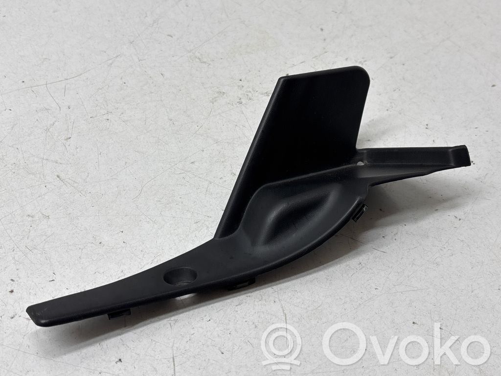 Subaru Legacy Windshield trim 